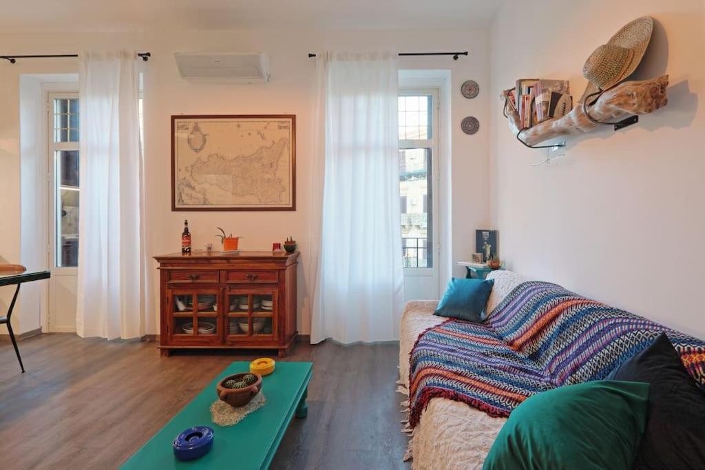 Apartamento La Casuzza Del Borgo - Porto - Politeama *