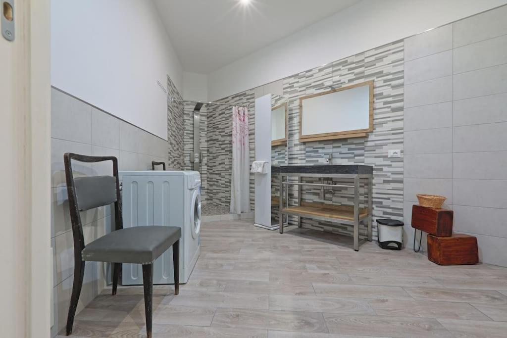 La Casuzza Del Borgo - Porto - Politeama Apartamento *